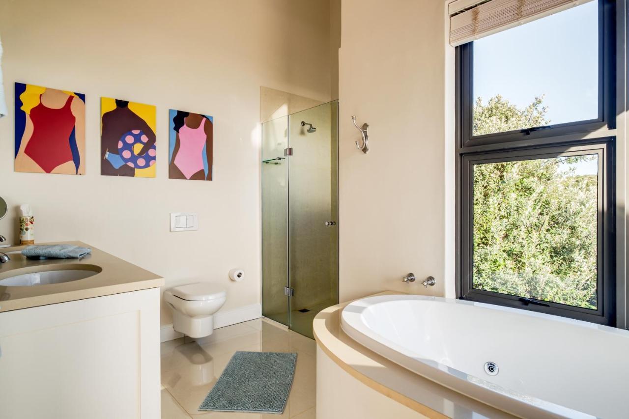 Ocean'S Horizon Beach House สคาร์โบโร ภายนอก รูปภาพ
